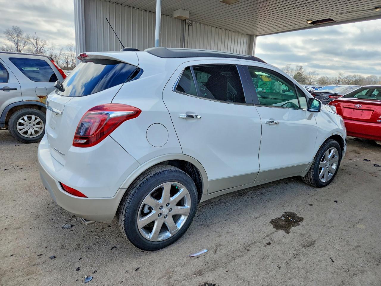 2018 BUICK ENCORE ESSENCE photo 3