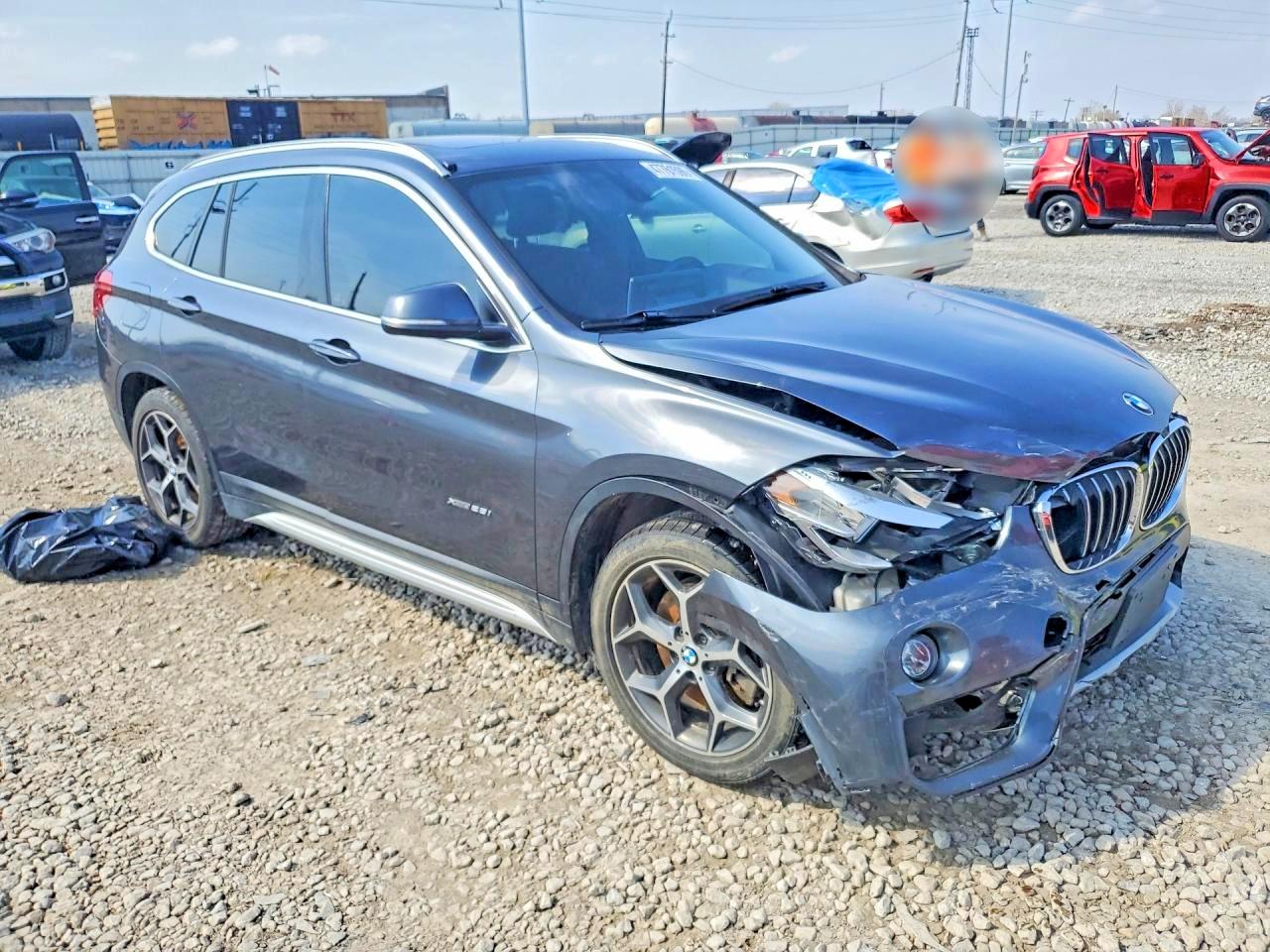 2016 BMW X1 XDRIVE28I photo 7