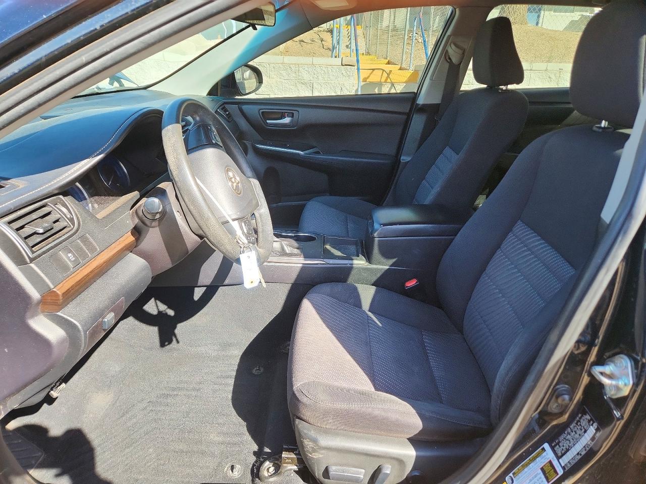 2016 TOYOTA CAMRY LE photo 7