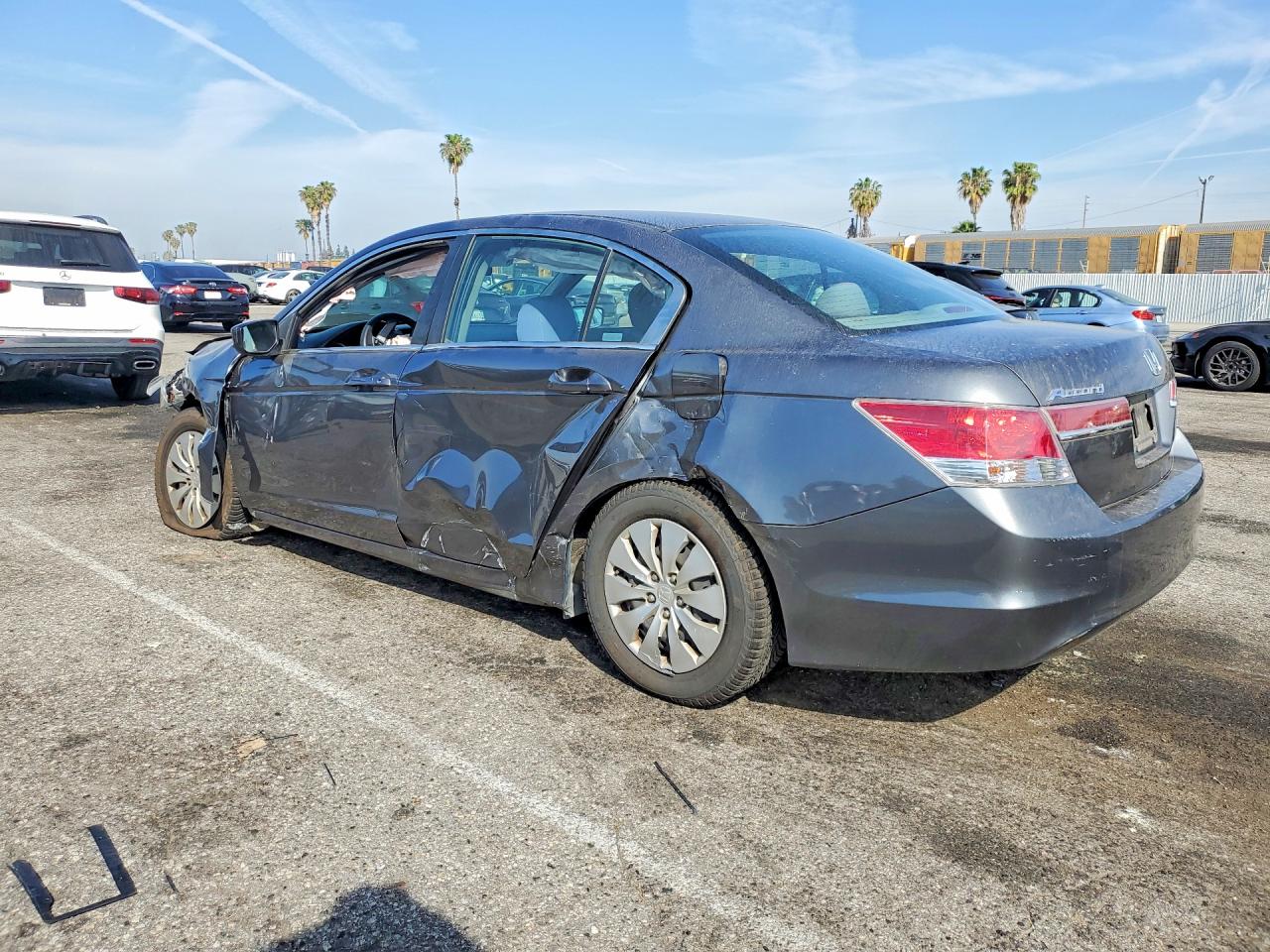 2011 HONDA ACCORD photo 2