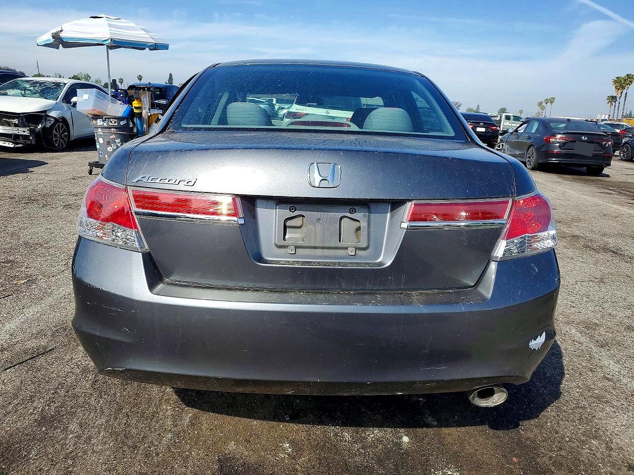 2011 HONDA ACCORD photo 6