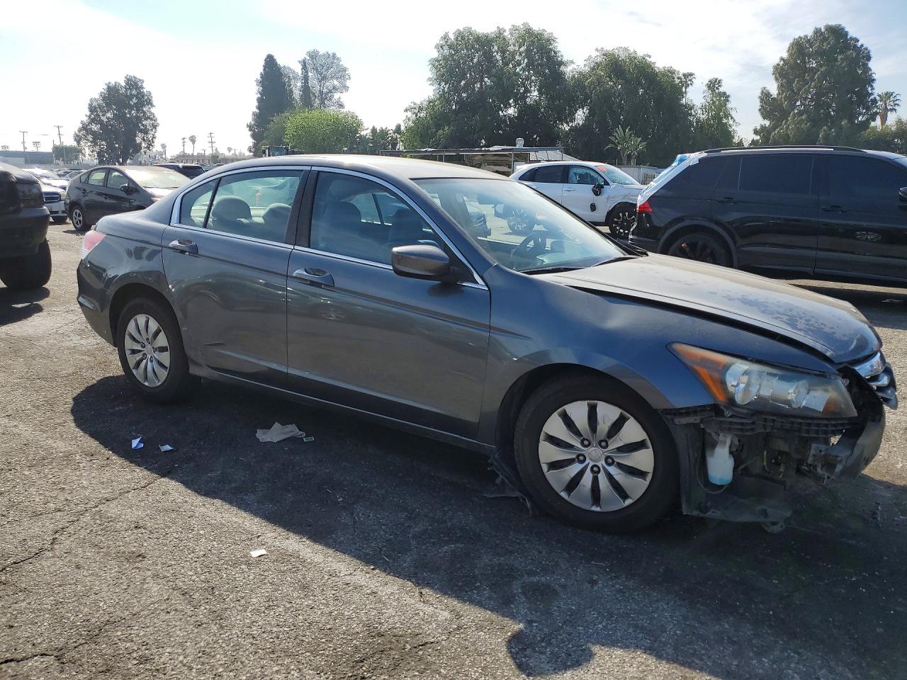 2011 HONDA ACCORD photo 4