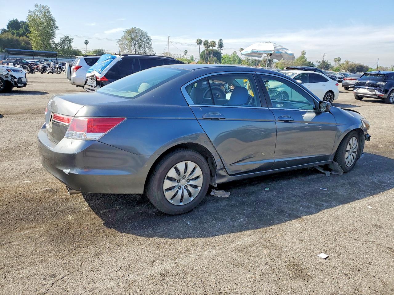 2011 HONDA ACCORD photo 3