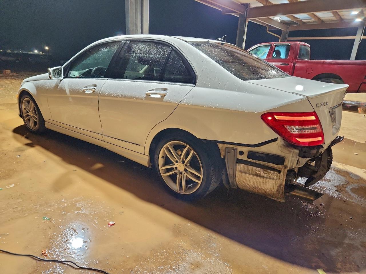 2013 MERCEDES-BENZ C 250 photo 3