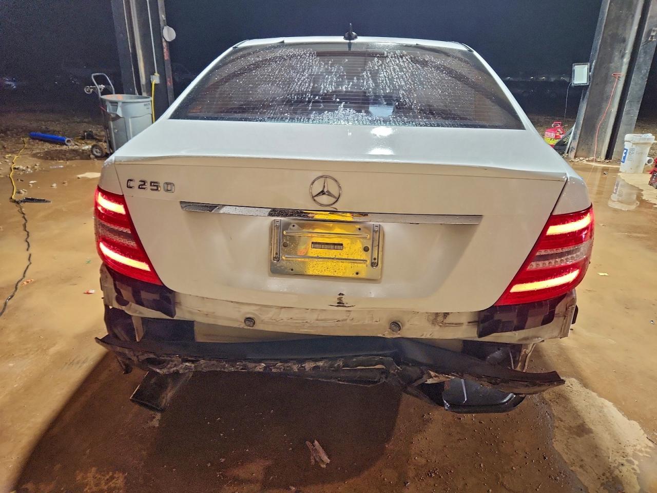 2013 MERCEDES-BENZ C 250 photo 11