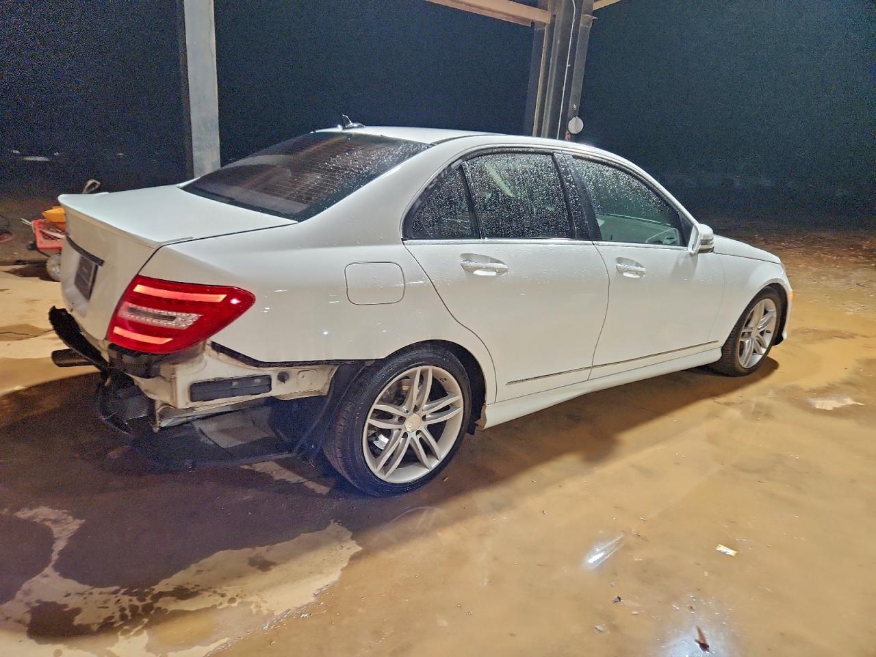2013 MERCEDES-BENZ C 250 photo 5