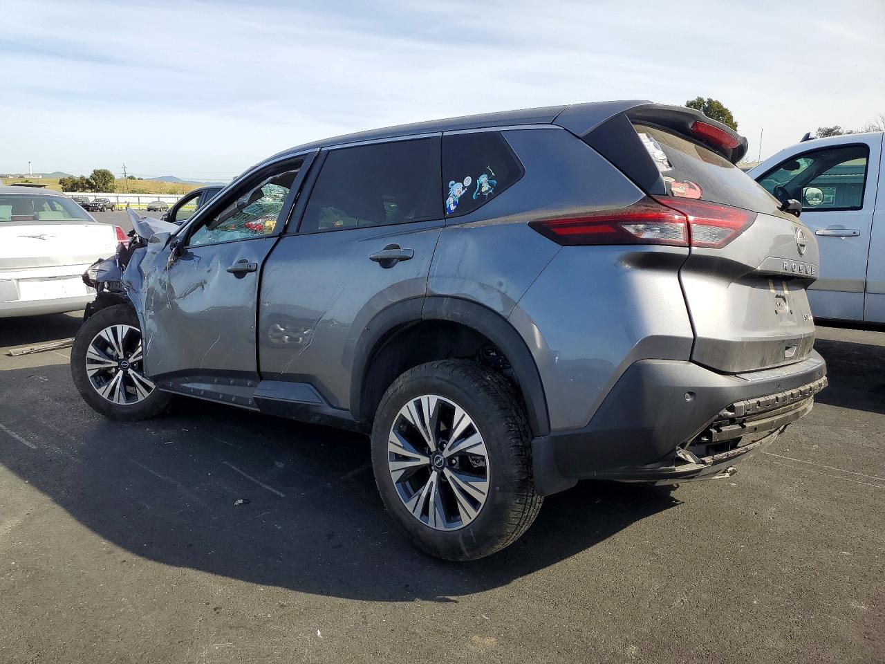 2023 NISSAN ROGUE SV photo 3