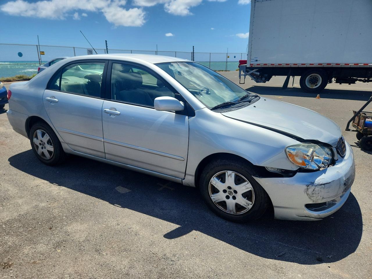2005 TOYOTA COROLLA CE photo 4