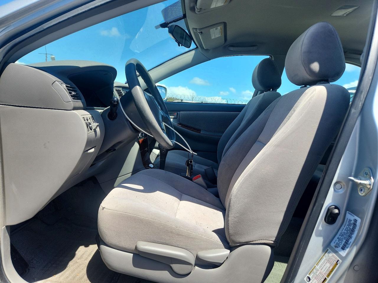 2005 TOYOTA COROLLA CE photo 7