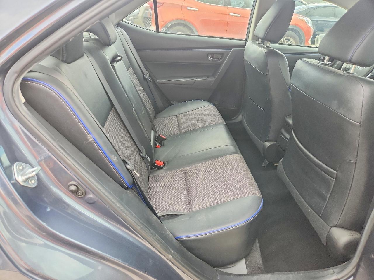 2017 TOYOTA COROLLA SE photo 28
