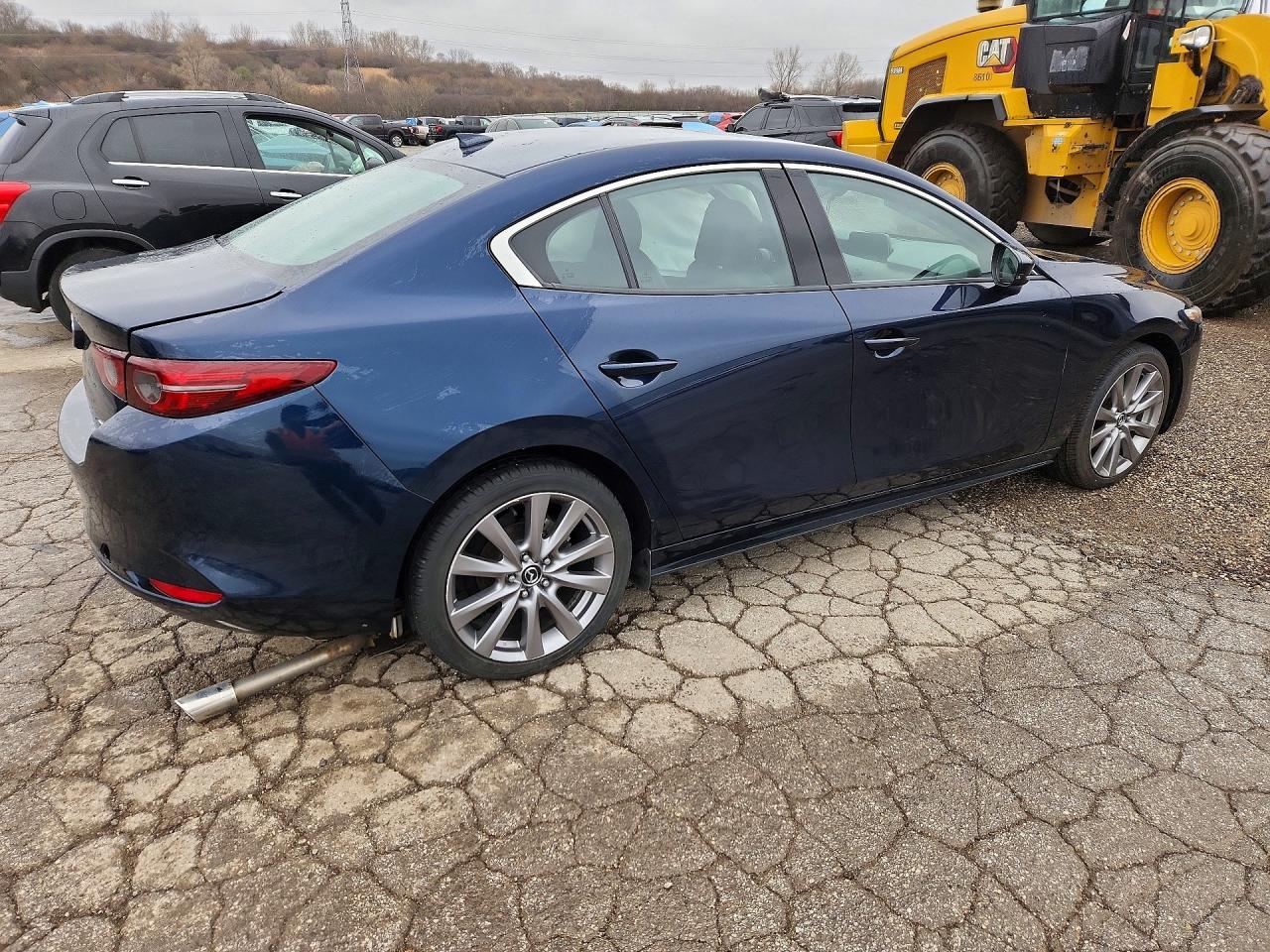 2019 MAZDA 3 PREMIUM photo 5