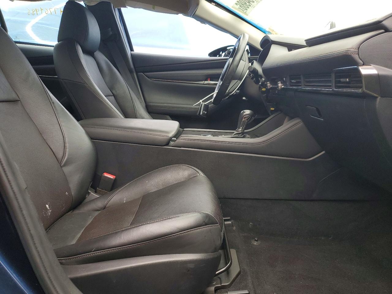 2019 MAZDA 3 PREMIUM photo 13