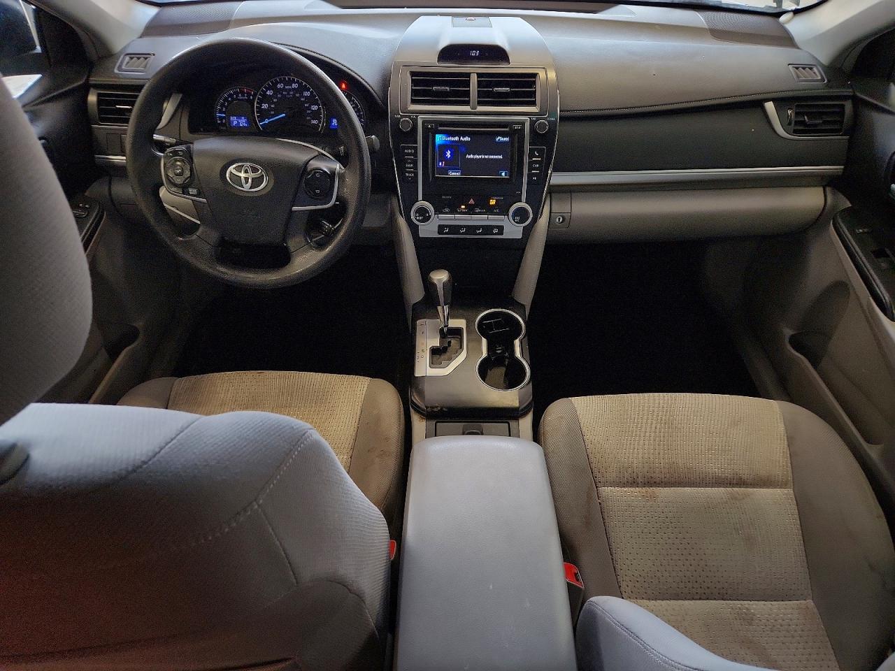 2014 TOYOTA CAMRY LE photo 15