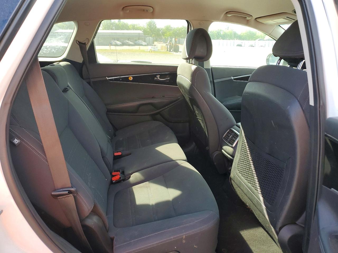 2017 KIA SORENTO LX V6 photo 11