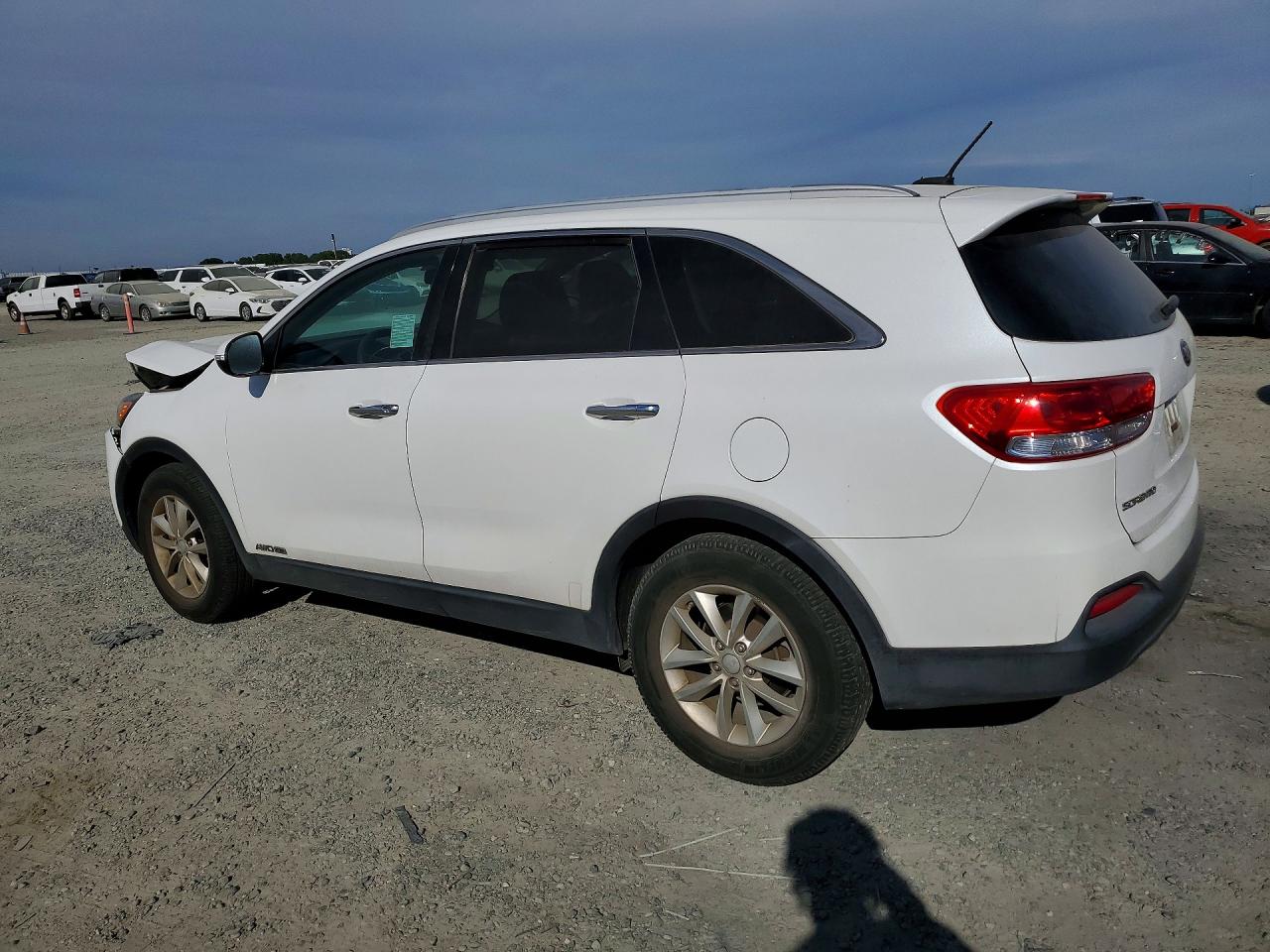 2017 KIA SORENTO LX V6 photo 2