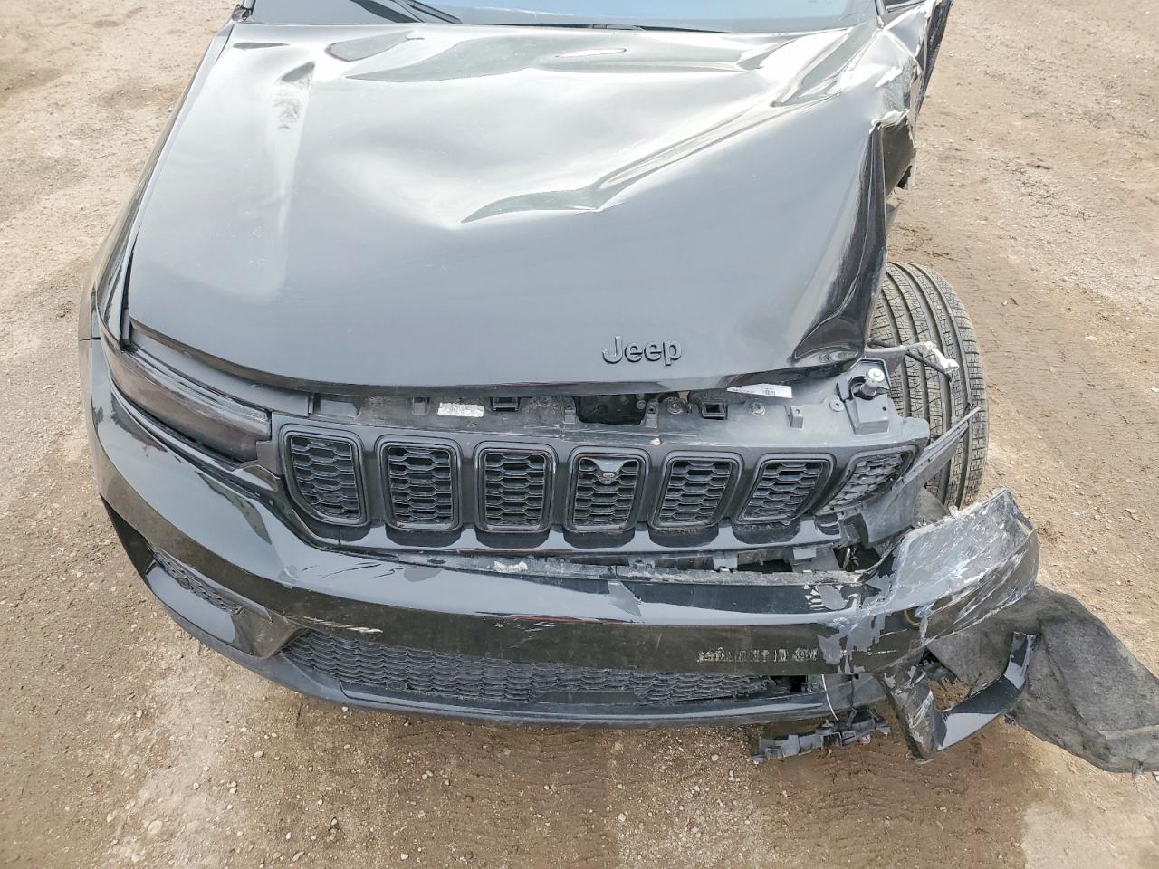 2024 JEEP GRAND CHEROKEE LIMITED photo 23