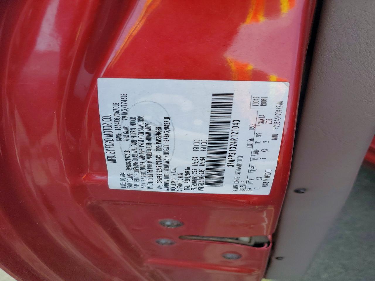 2004 FORD FOCUS ZX3 photo 23