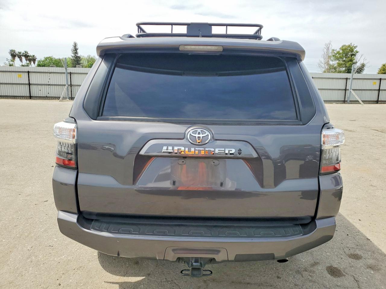 2022 TOYOTA 4RUNNER SR5 photo 16