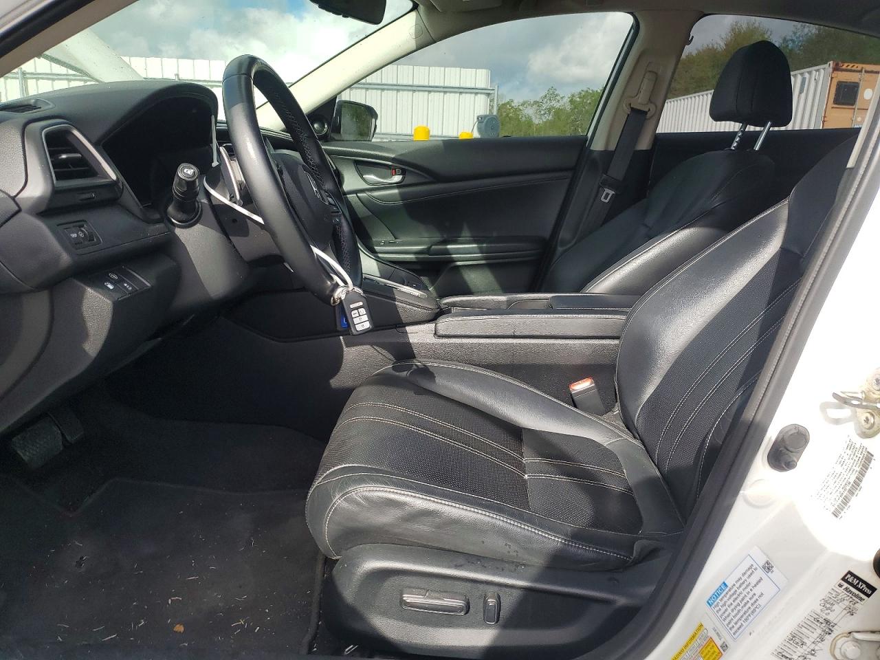 2019 HONDA INSIGHT TOURING photo 13
