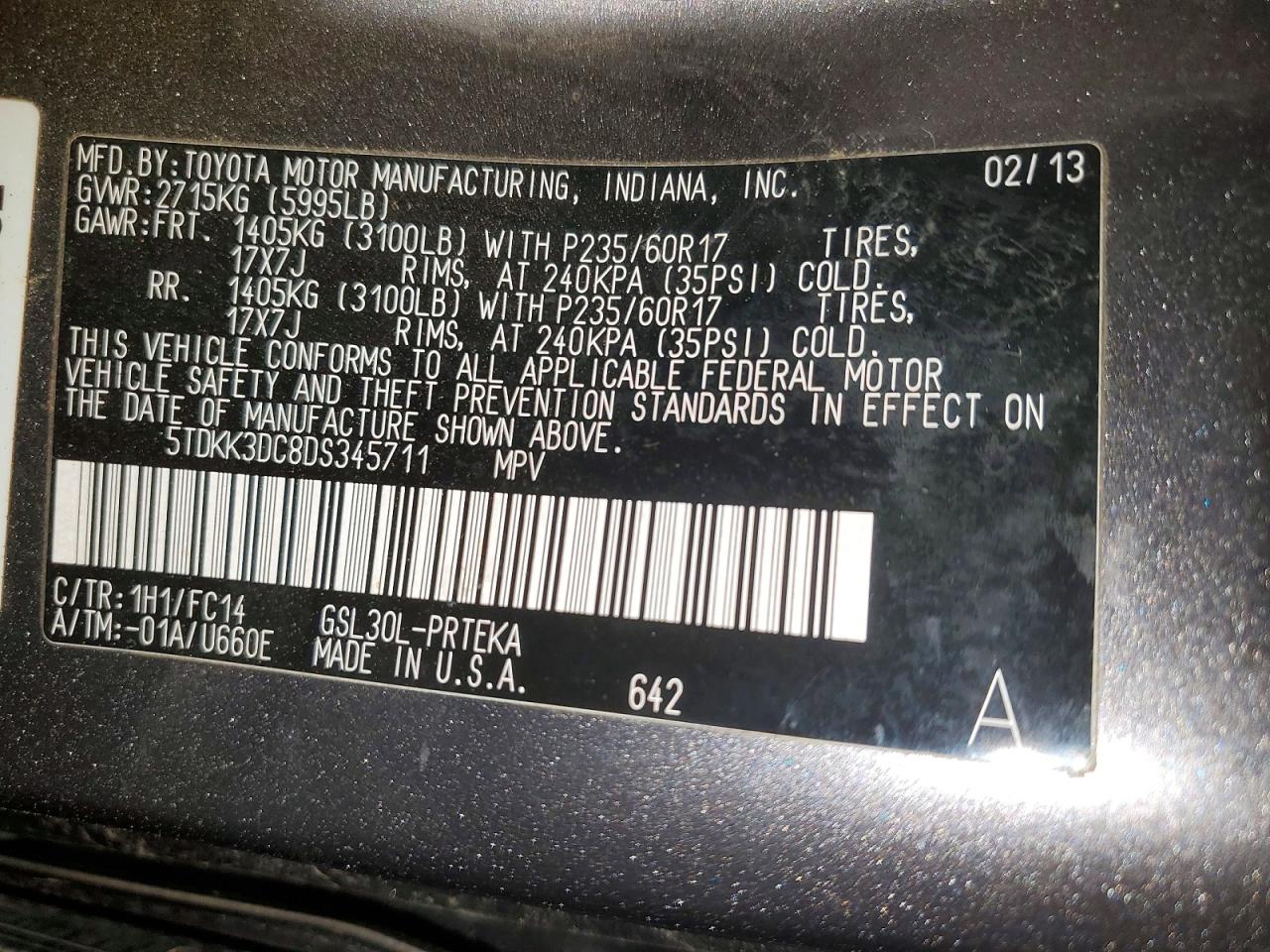 2013 TOYOTA SIENNA LE 8-PASSENGER photo 13