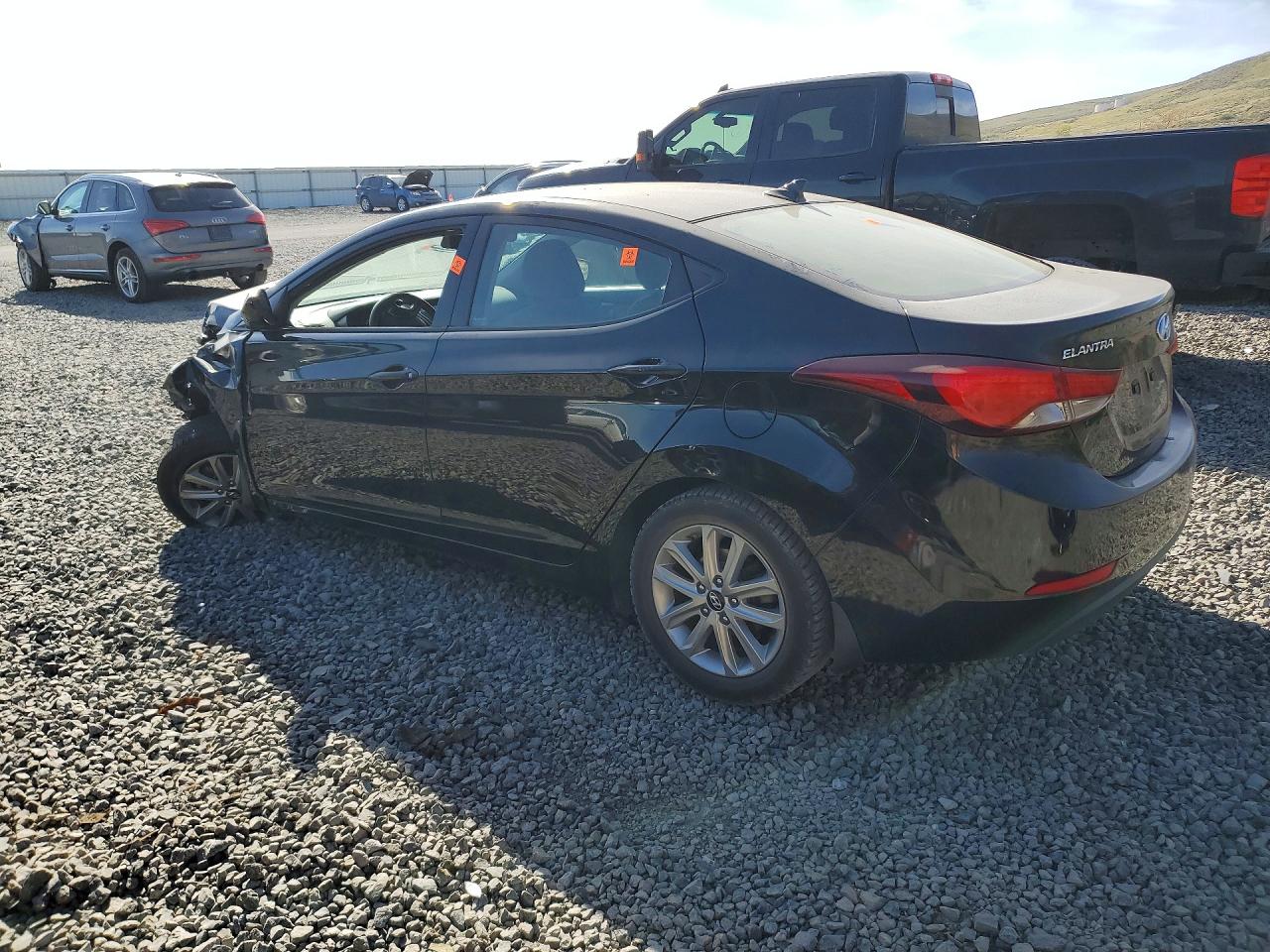 2015 HYUNDAI ELANTRA SE photo 2