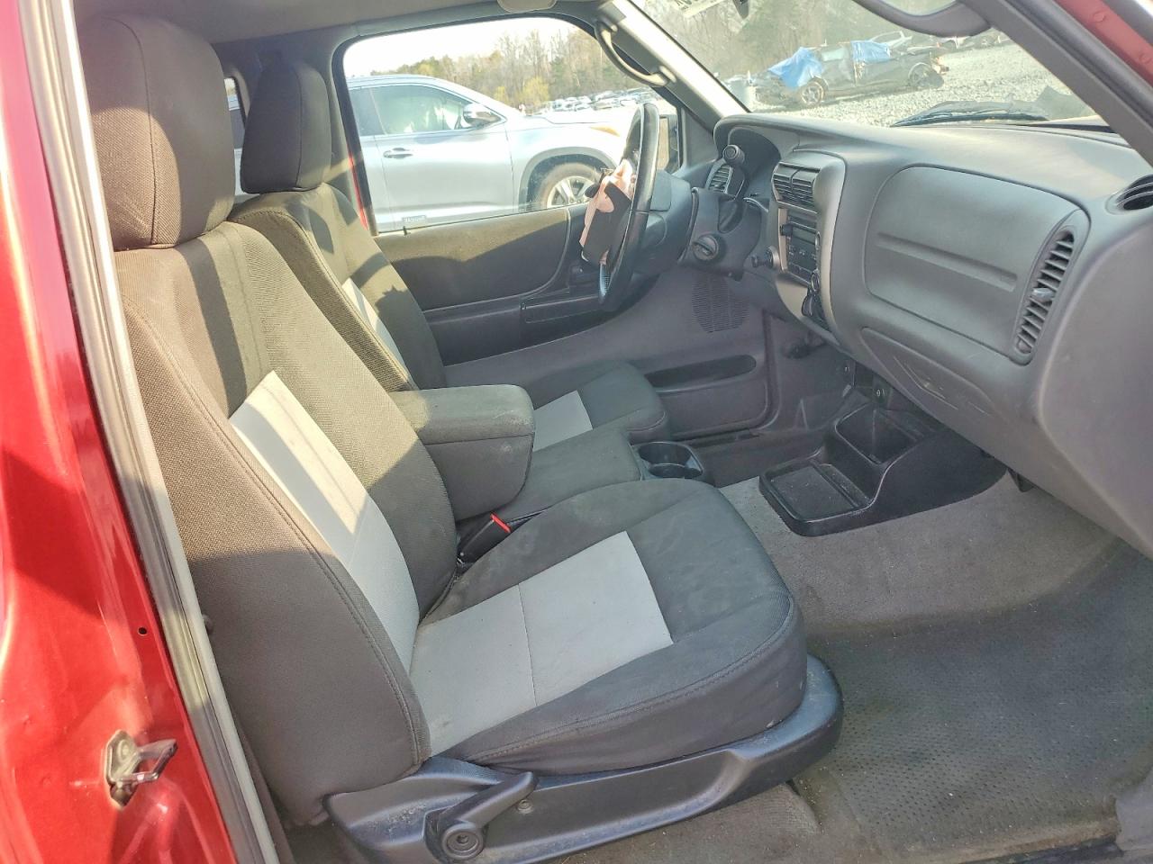 2011 FORD RANGER SUPER CAB photo 28