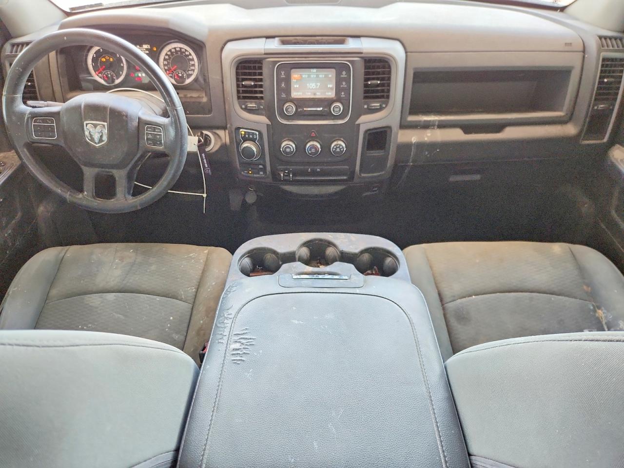 2018 RAM 1500 ST photo 15