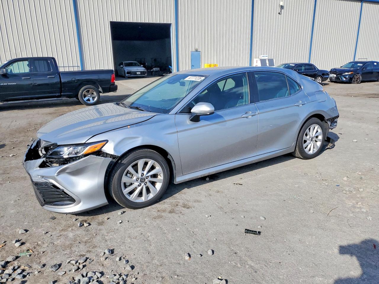 2024 TOYOTA CAMRY