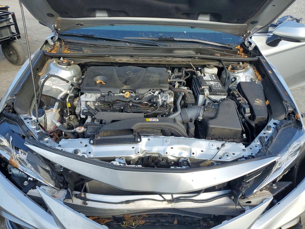 2024 TOYOTA CAMRY LE photo 11