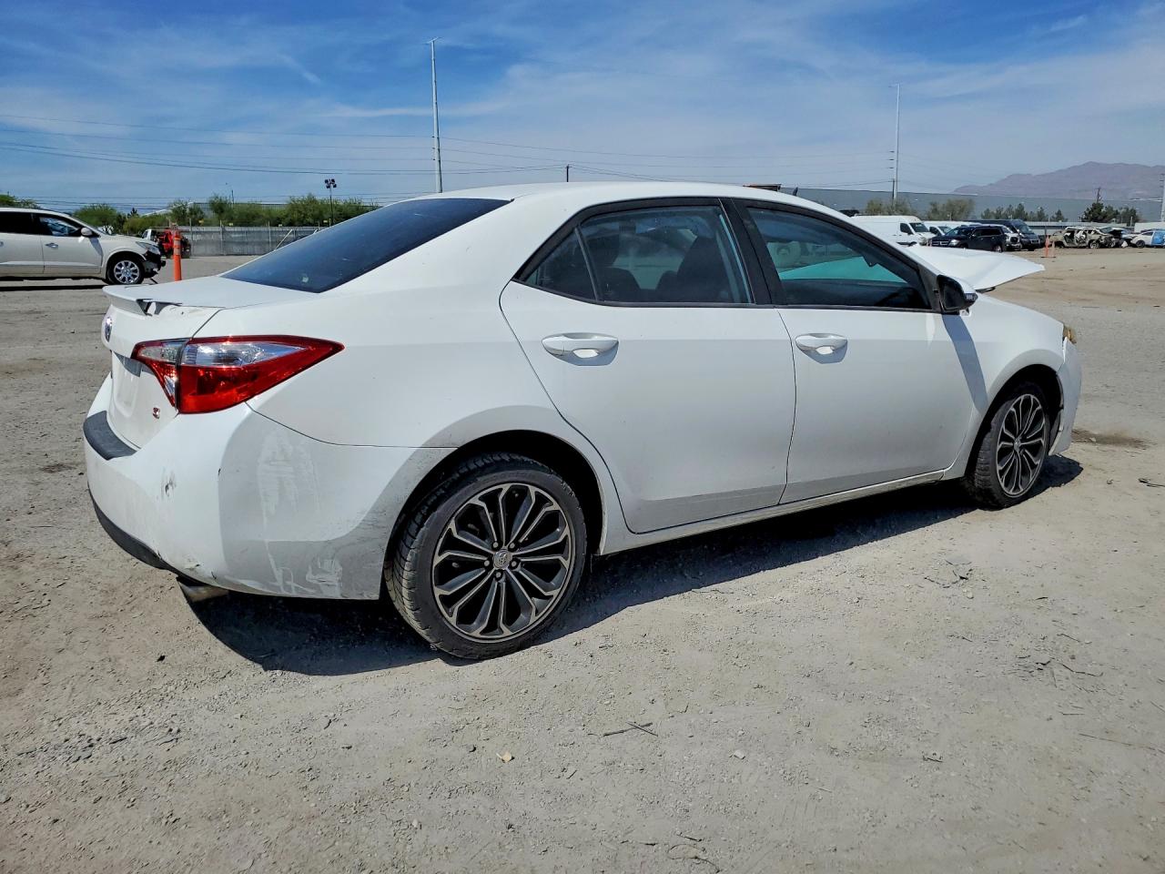 2015 TOYOTA COROLLA S PLUS photo 5