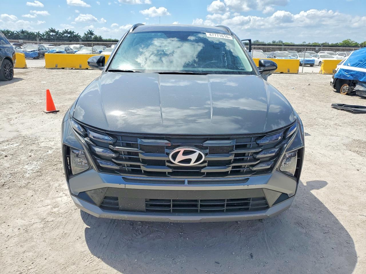 2025 HYUNDAI TUCSON SEL photo 9