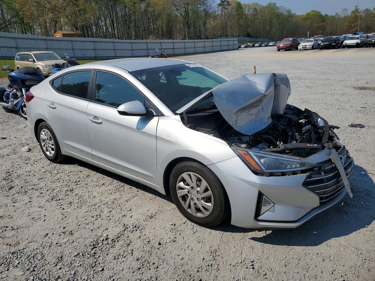 2020 HYUNDAI ELANTRA SE photo 4