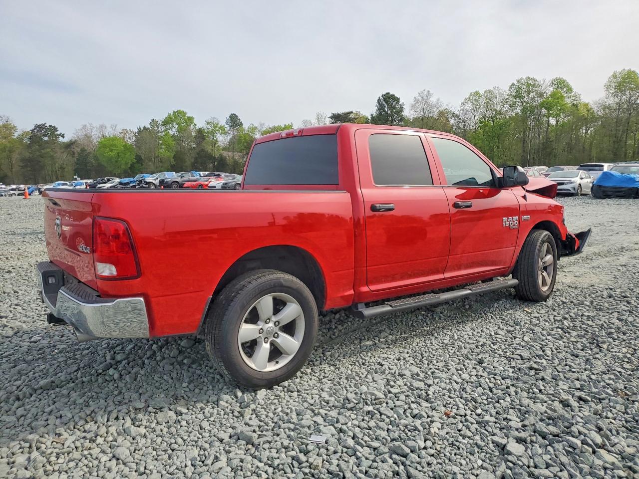 2022 RAM 1500 CLASSIC TRADESMAN photo 3