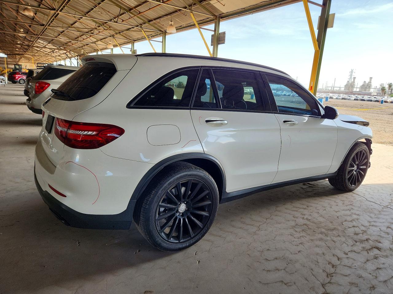2017 MERCEDES-BENZ GLC 43 4MATIC AMG photo 3