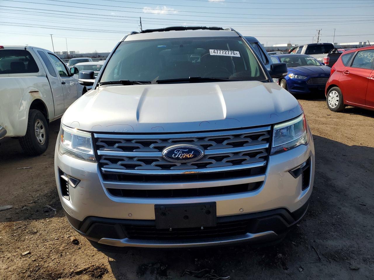 2018 FORD EXPLORER XLT photo 5