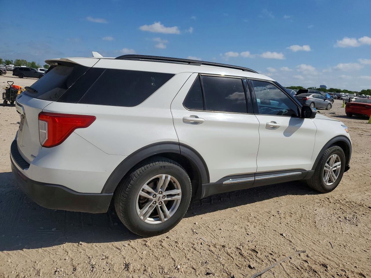 2020 FORD EXPLORER XLT photo 5