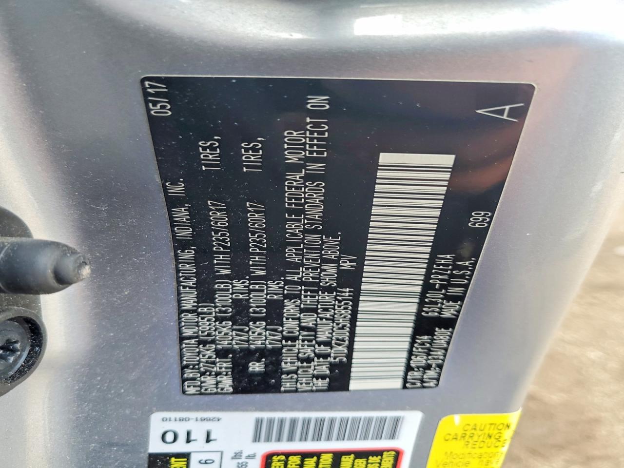 2017 TOYOTA SIENNA LE 8-PASSENGER photo 13