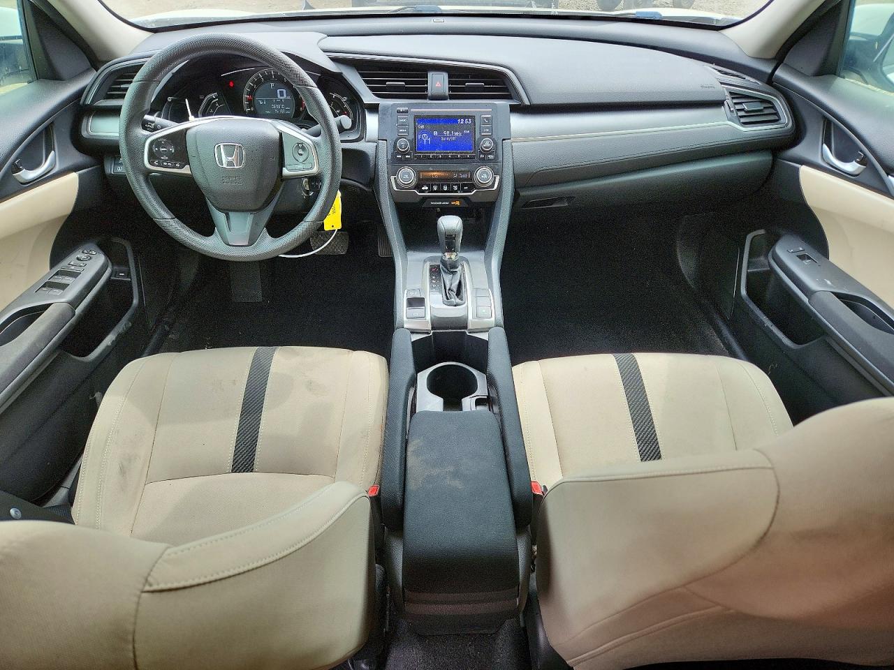 2017 HONDA CIVIC LX photo 8