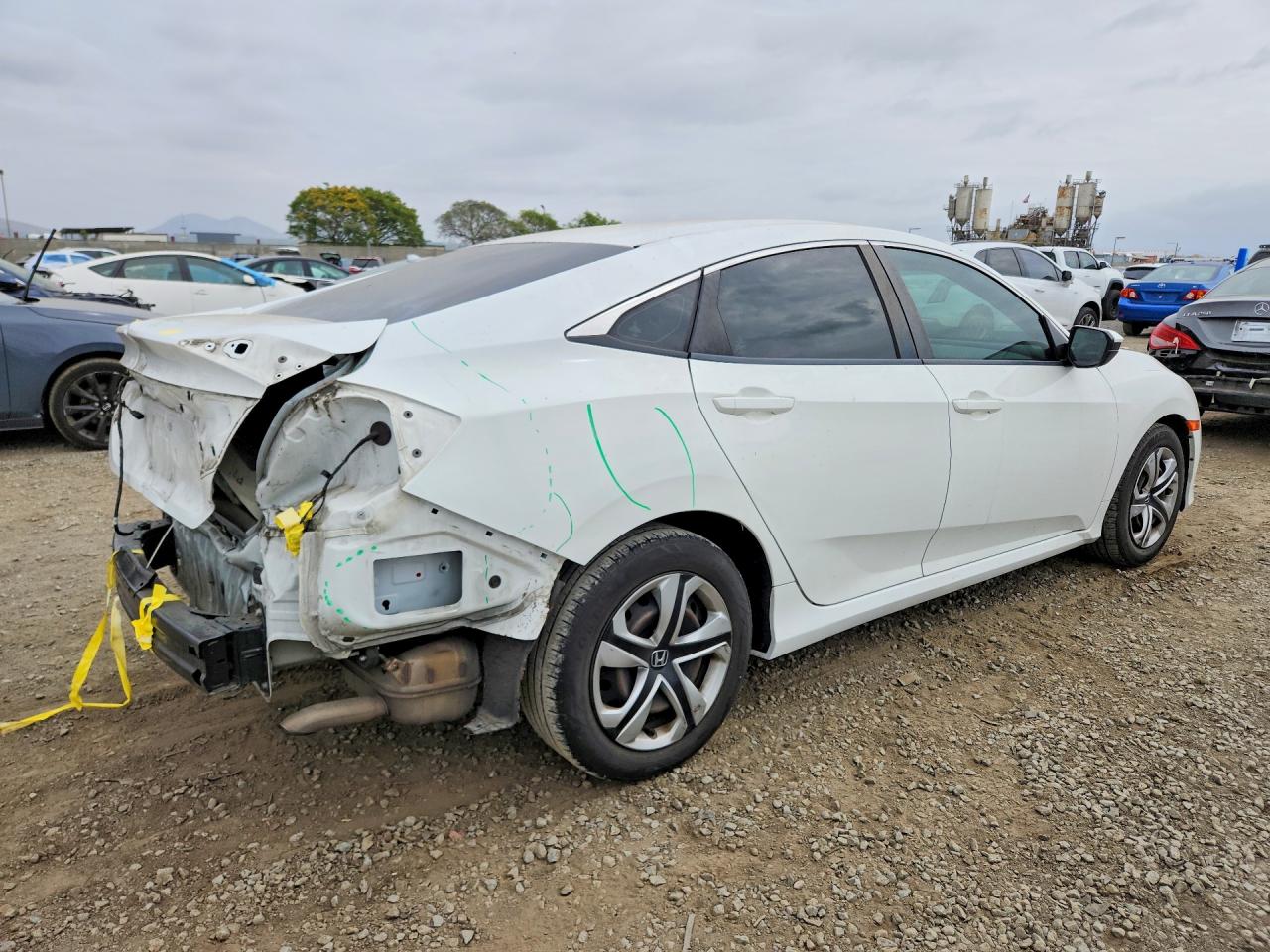 2017 HONDA CIVIC LX photo 3