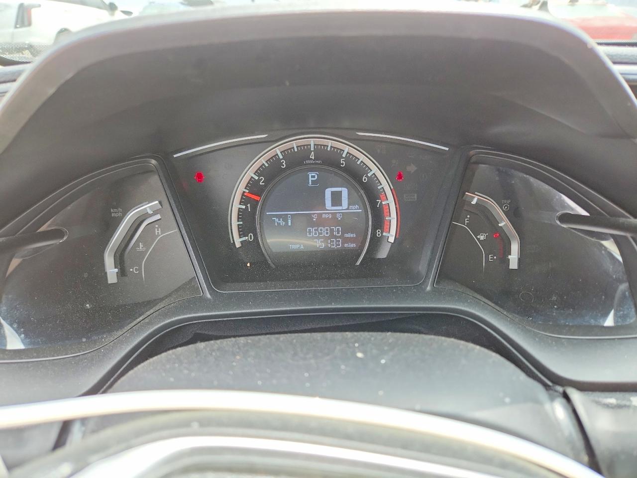 2017 HONDA CIVIC LX photo 9