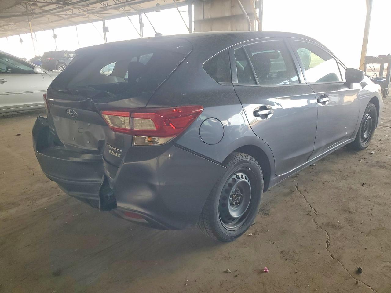 2017 SUBARU IMPREZA photo 5