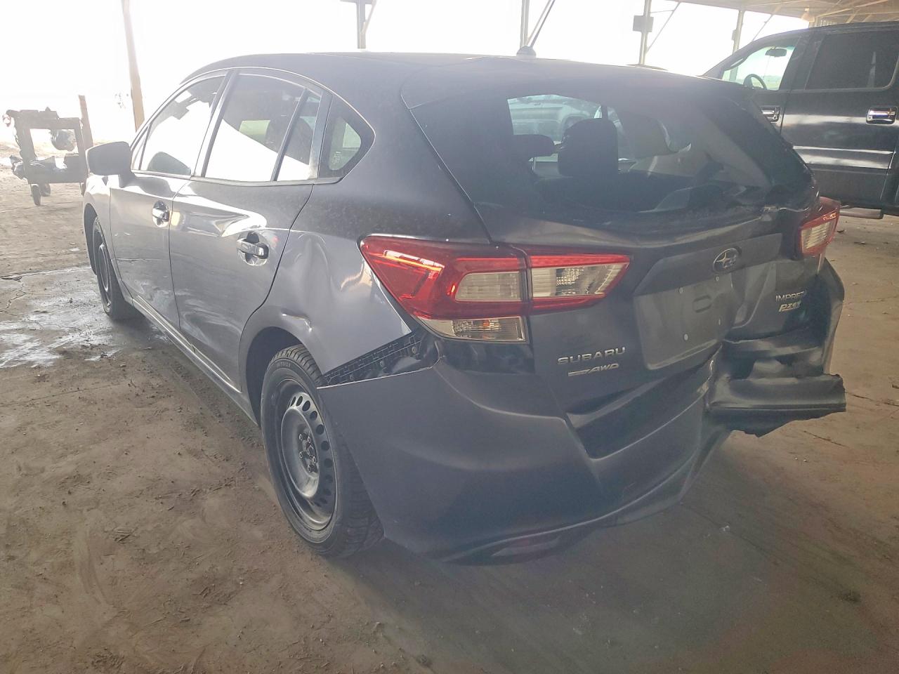 2017 SUBARU IMPREZA photo 3