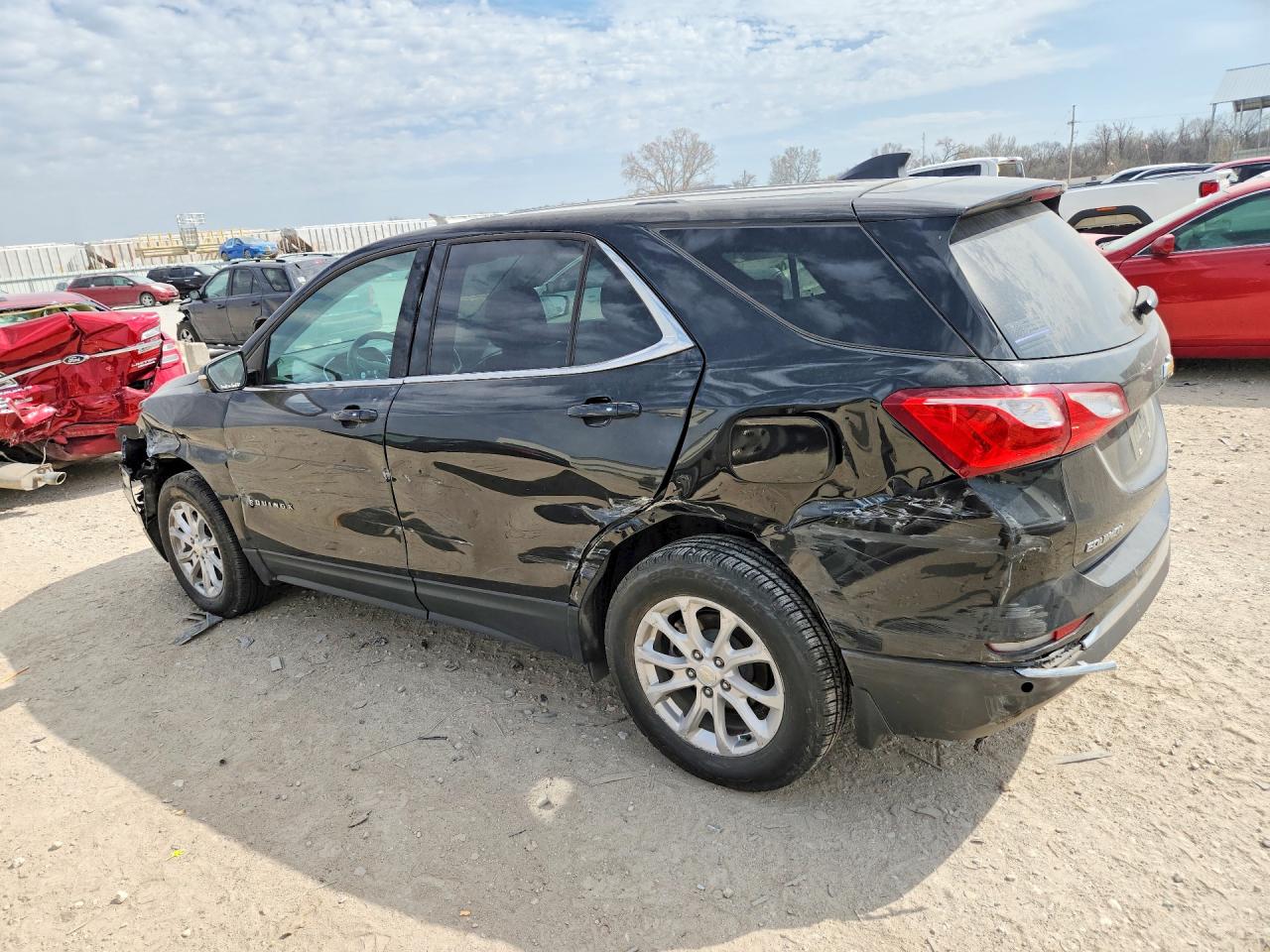 2019 CHEVROLET EQUINOX LT photo 3