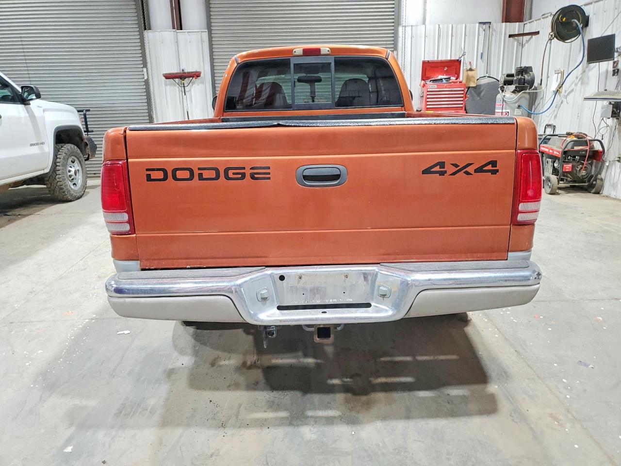 2000 DODGE DAKOTA photo 6