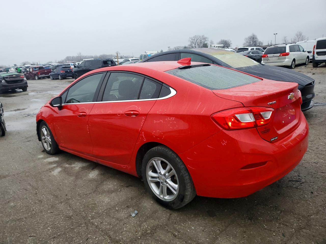 2017 CHEVROLET CRUZE LT photo 2