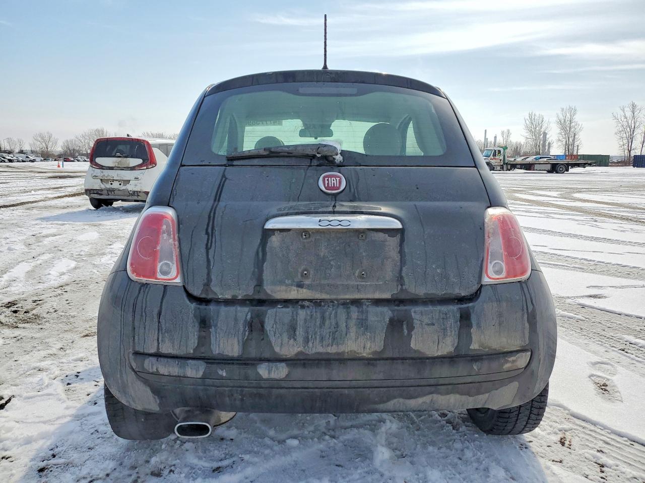 2015 FIAT 500 POP photo 11
