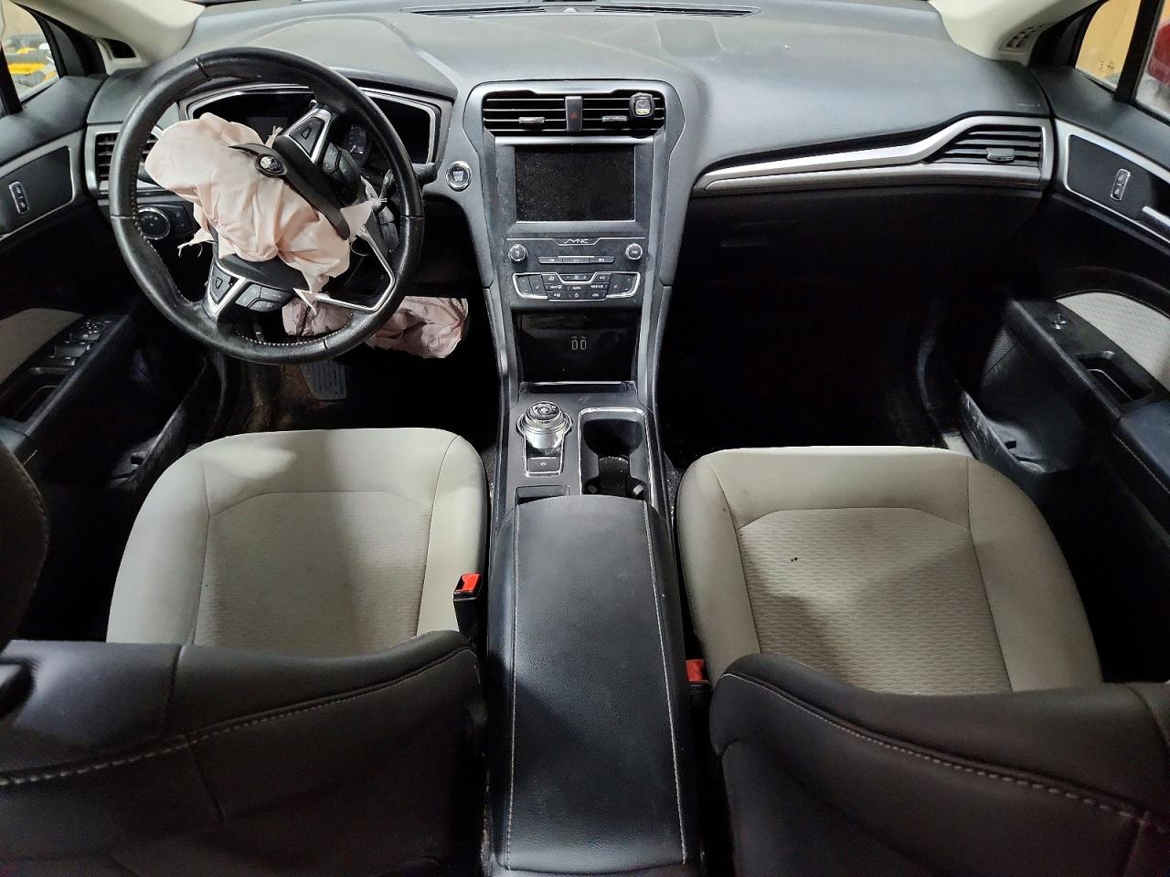 2019 FORD FUSION SE photo 15