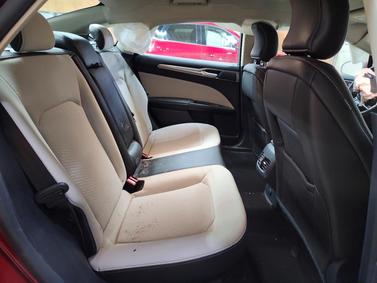 2019 FORD FUSION SE photo 19