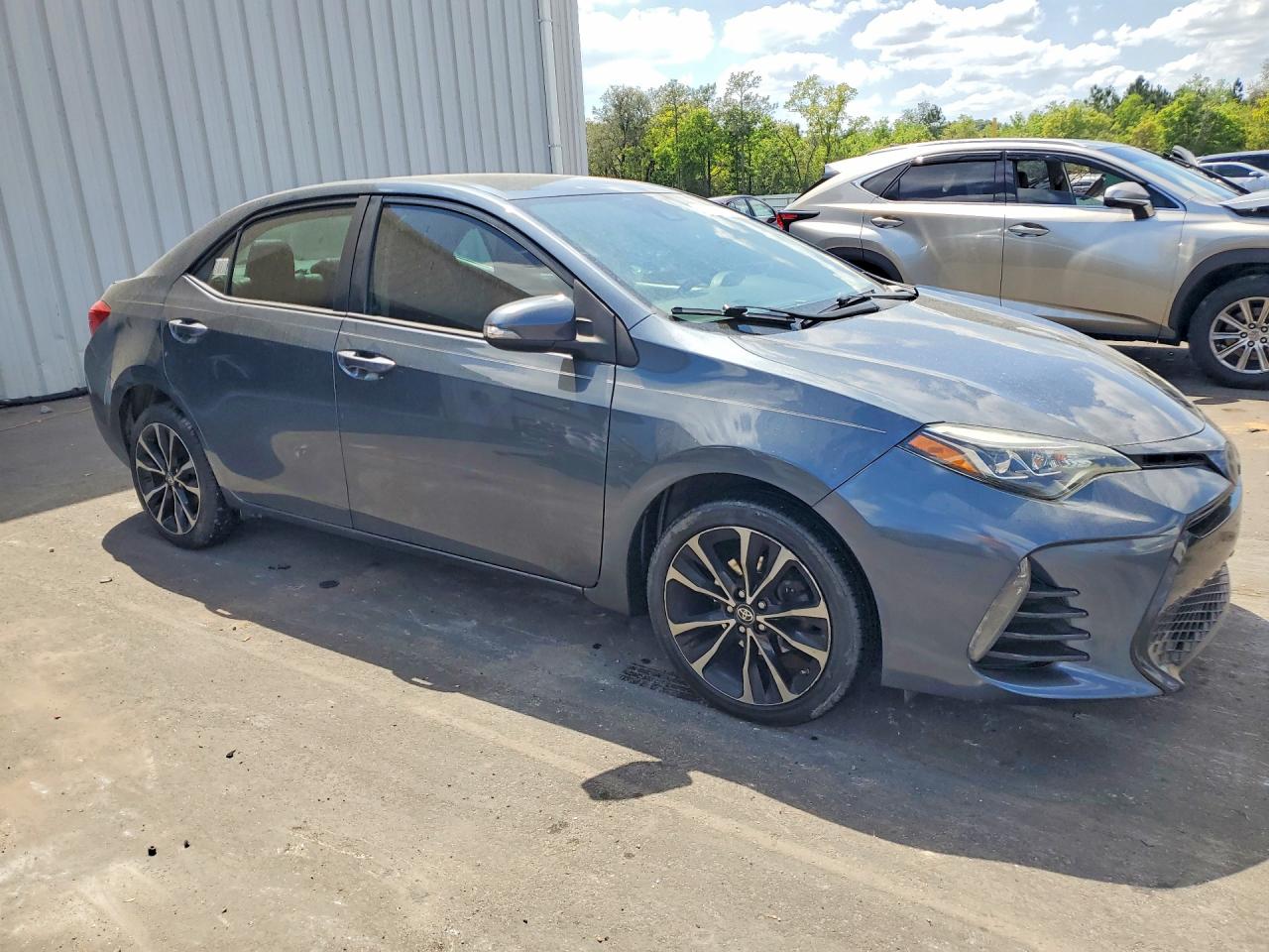 2018 TOYOTA COROLLA LE photo 7