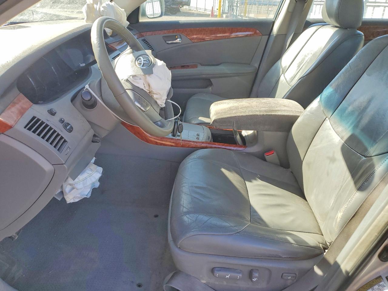 2005 TOYOTA AVALON XLS photo 13